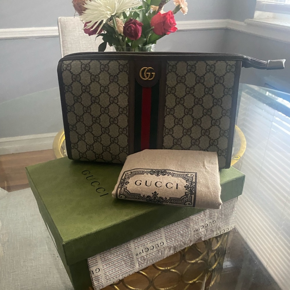 Ophidia GG Toiletry Case